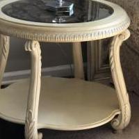 Living room tables for sale in Westampton NJ by Garage Sale Showcase member Rrams1319, posted 06/25/2018