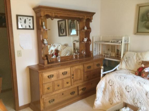 Dresser for sale in Mccomb OH