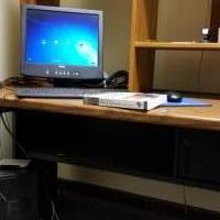 Computer desk for sale in Parsippany NJ by Garage Sale Showcase member wayne.verderber, posted 07/17/2018