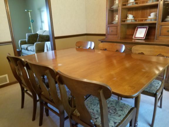 CHERRY DINING ROOM SET