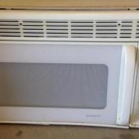 GE microwave for sale in Granby CO by Garage Sale Showcase member garyandlucy, posted 06/08/2018