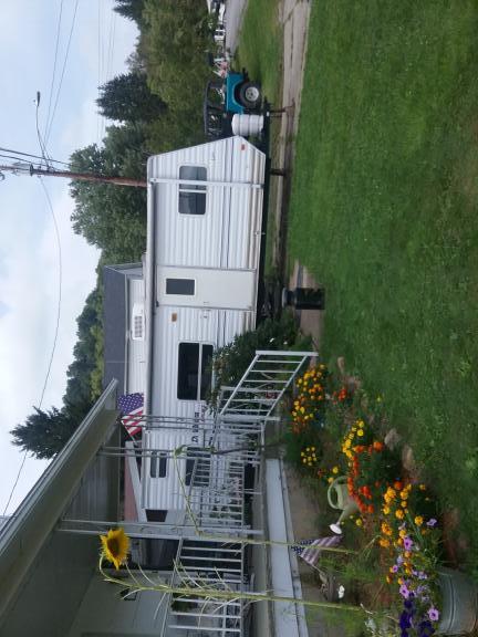Camper 2002,Dutchmam,sleeps 6 for sale in Saint Marys PA