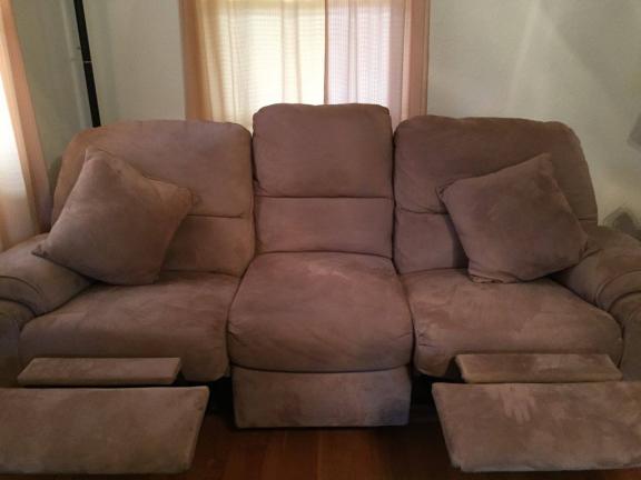 Like new couch for sale in Nicholas County WV