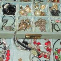 Online garage sale of Garage Sale Showcase Member Nantiques, featuring used items for sale in Carteret County NC