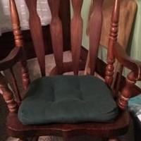 Rocking Chair for sale in Beloit WI by Garage Sale Showcase member Grannyma, posted 08/04/2018